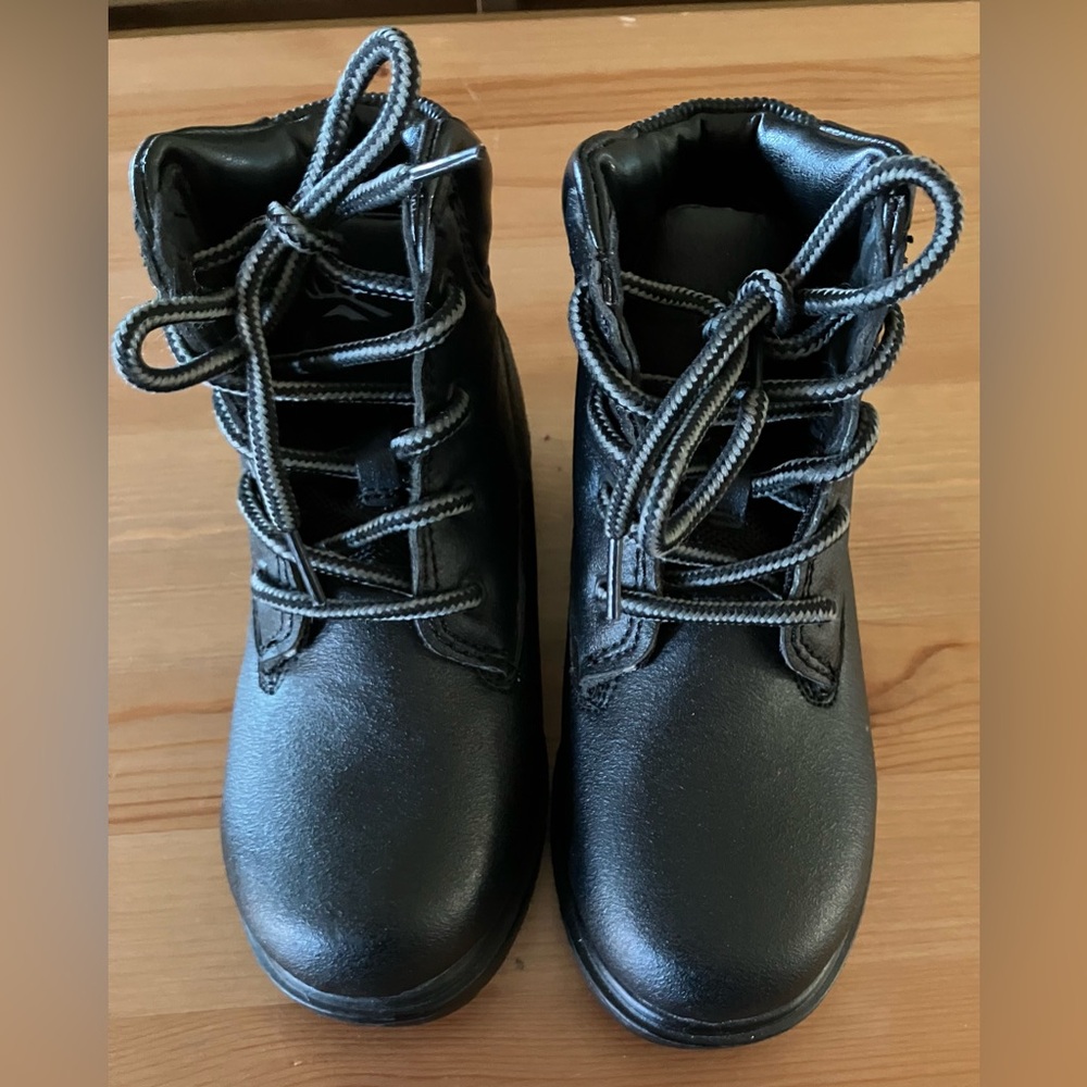 NEW Deer Stags Kids Mak2 Black Size 11M Little Kid